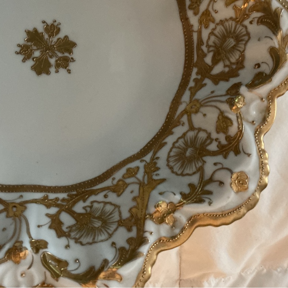 ANTIQUE Gold and White Nippon PORCELAIN BOWEL - Picture 2 of 5